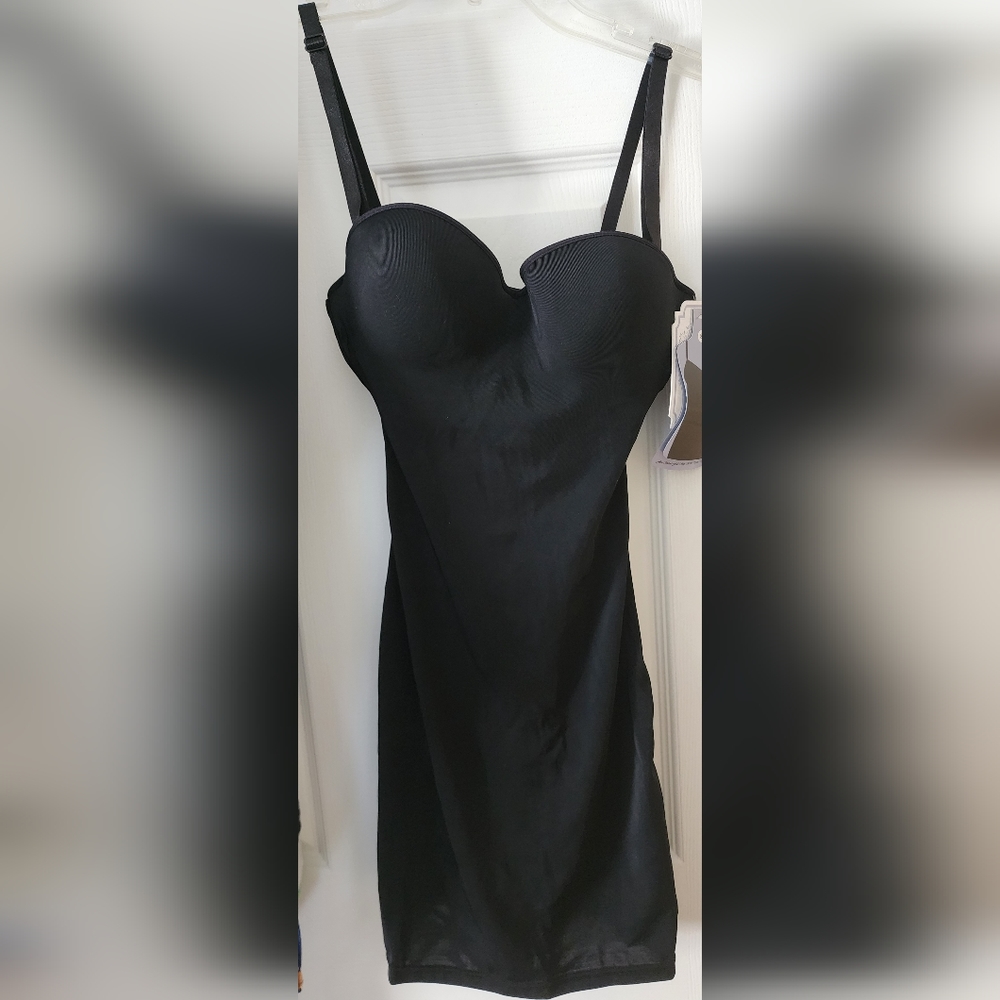 NWT Heavenly Secrets Shapewear Firm Control Slip Pushup Pad Black Size Small